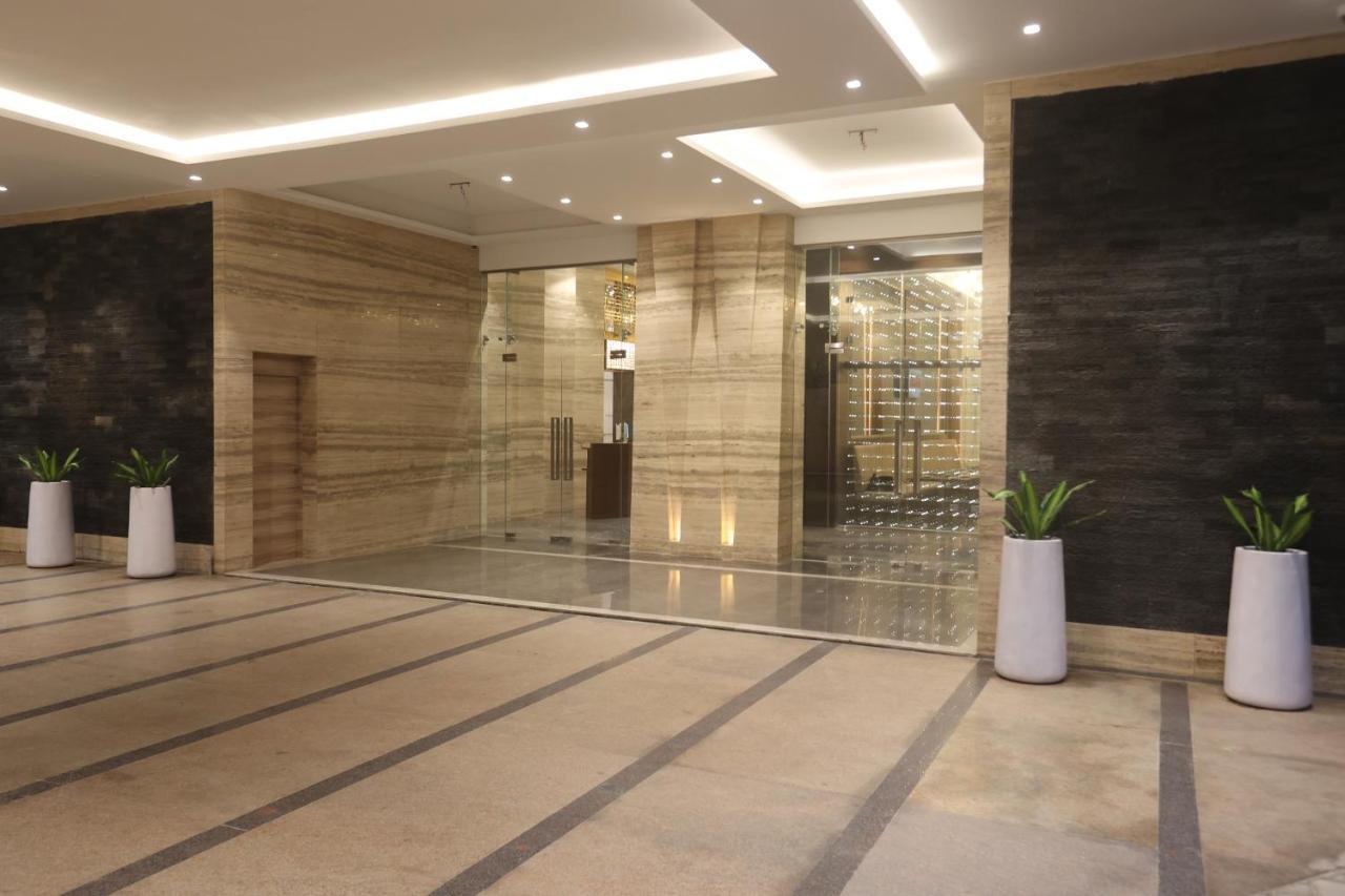 Pharos Hotels Chennai Exterior foto