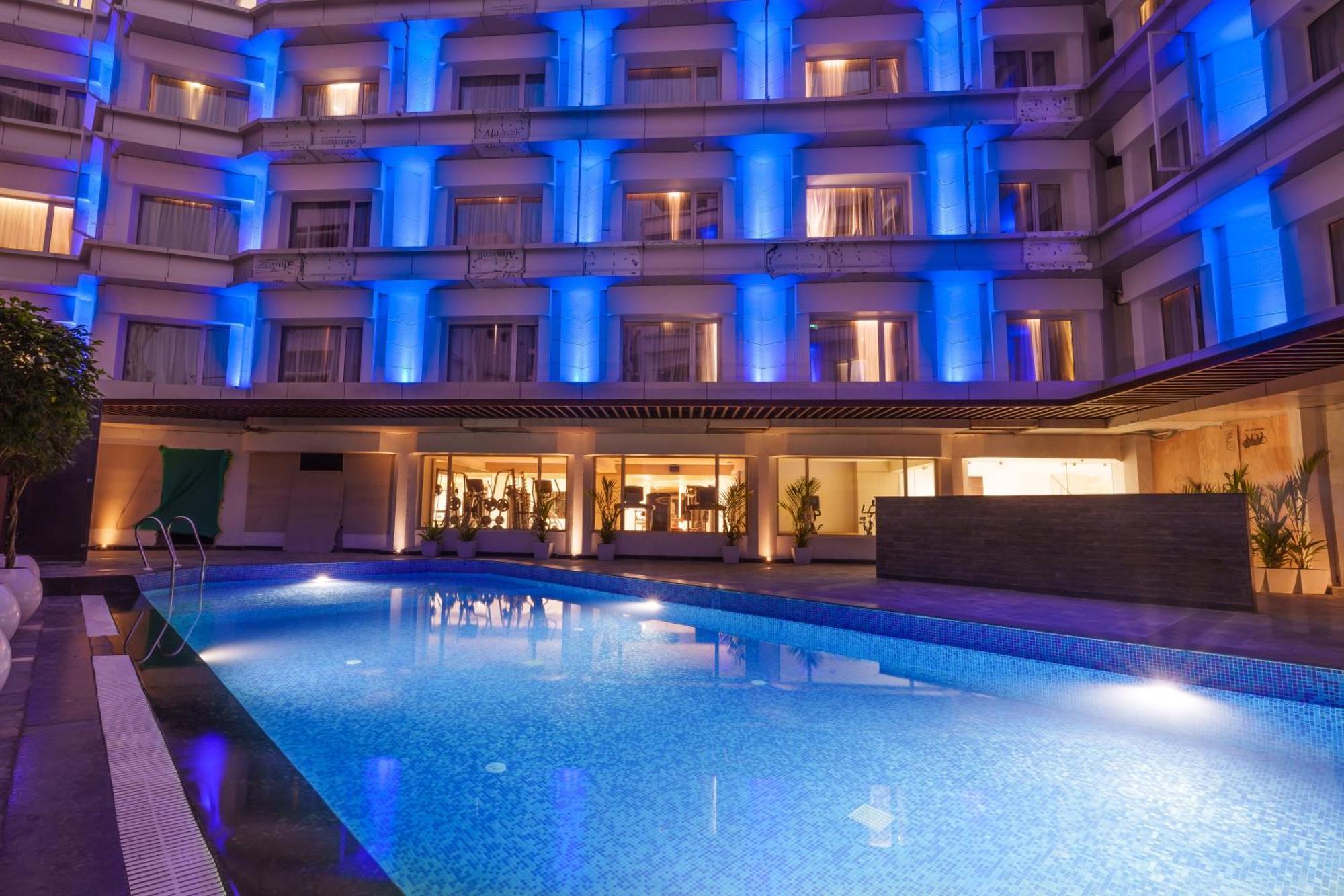 Pharos Hotels Chennai Exterior foto